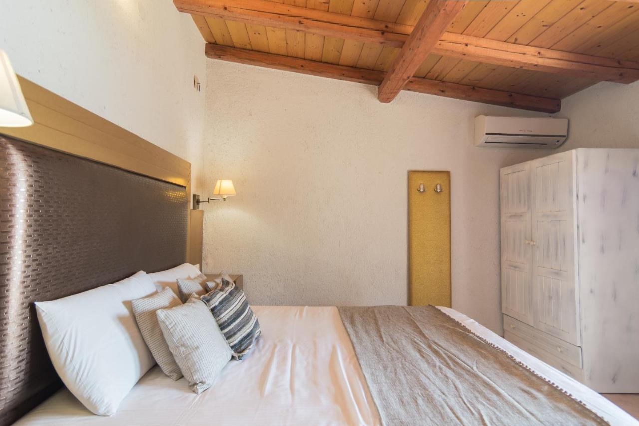 Villa Theodora View Apartments Polimnia Agios Georgios Pagon Extérieur photo