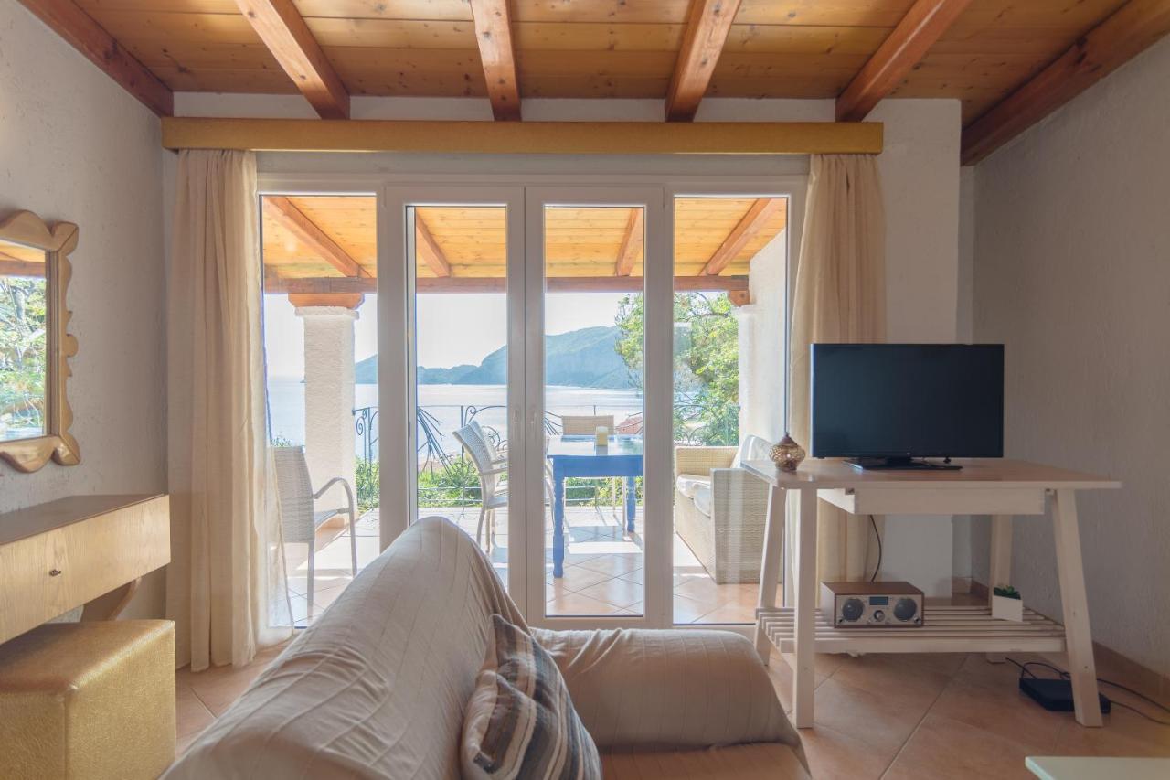 Villa Theodora View Apartments Polimnia Agios Georgios Pagon Extérieur photo